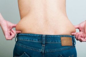 Lee más sobre el artículo 4 consejos para eliminar grasa de espalda baja